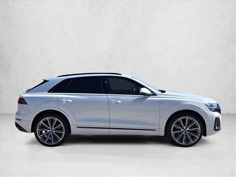 New 2026 Audi Q8 Prestige image 4