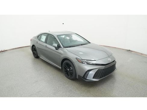 New 2026 Toyota Camry SE image 13