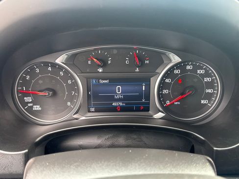 Used 2024 GMC Terrain SLE image 21