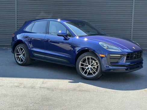 New 2026 Porsche Macan AWD/4WD image 7
