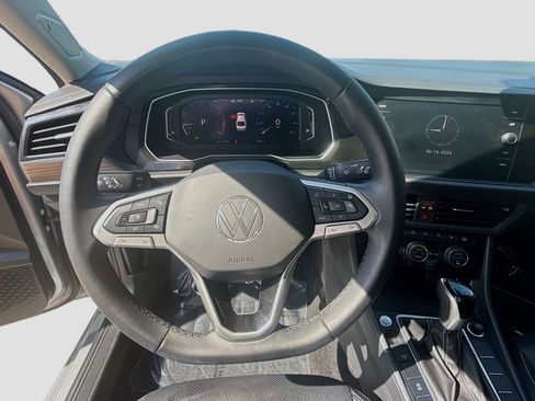 Used 2024 Volkswagen Jetta SEL FWD image 10