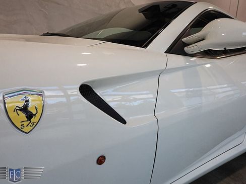 Used 2011 Ferrari 599 GTB Fiorano RWD image 15