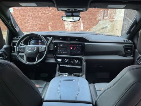 Used 2024 GMC Sierra 2500 AT4 w/ AT4 Premium Plus Package AWD/4WD image 24