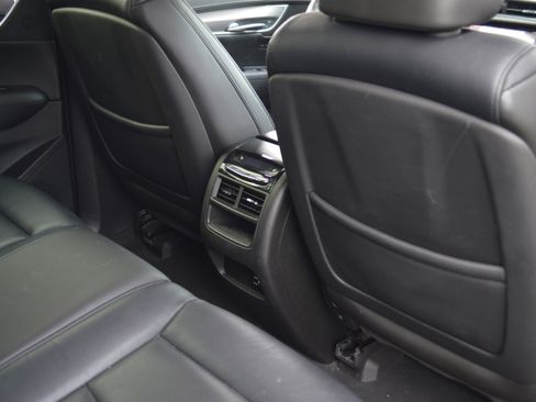 Used 2017 Cadillac XT5 Luxury w/ Driver Awareness Package image 34