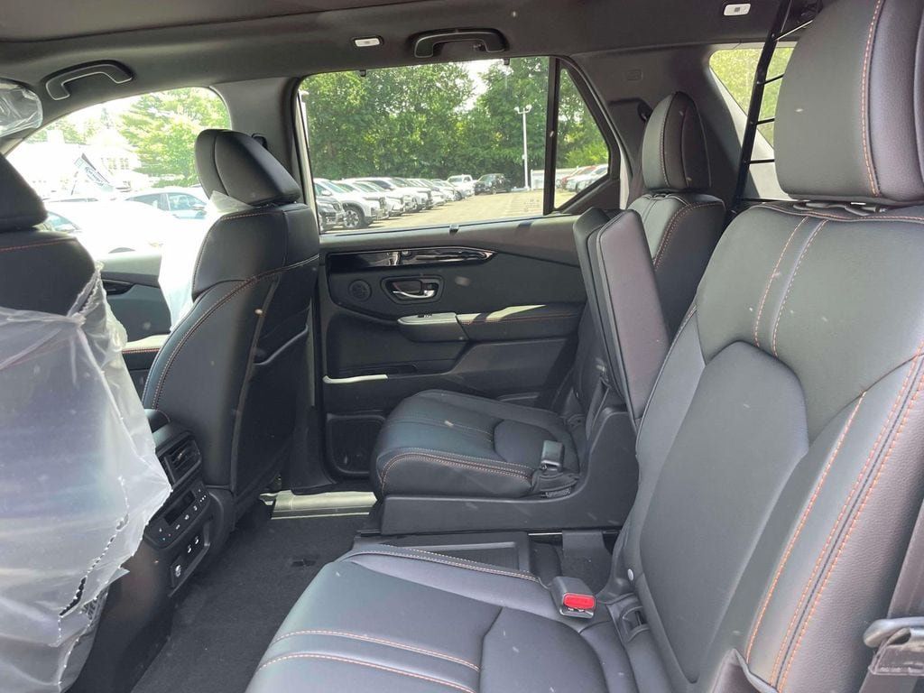 New 2026 Honda Pilot Sport image 11