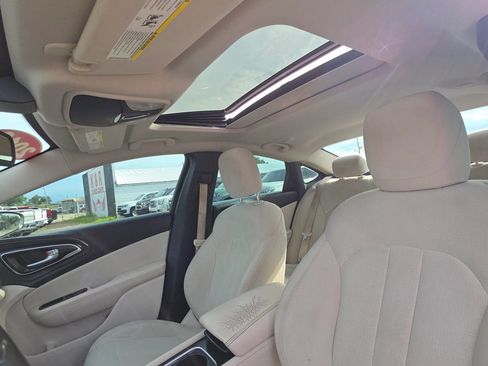 Used 2016 Chrysler 200 Limited w/ Anniversary Edition FWD image 22
