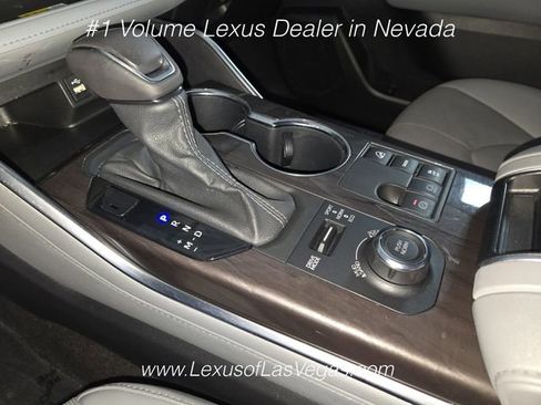 Used 2023 Toyota Highlander Limited AWD/4WD image 33