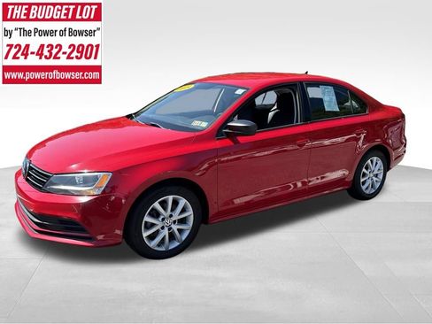 Used 2015 Volkswagen Jetta SE FWD image 1