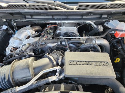 Certified 2025 GMC Sierra 2500 Denali Ultimate image 36