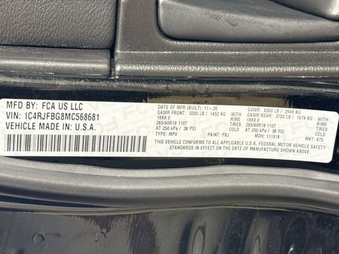 Used 2021 Jeep Grand Cherokee Limited w/ Luxury Group II AWD/4WD image 32