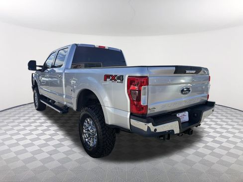 Used 2019 Ford F250 XLT w/ XLT Premium Package image 14