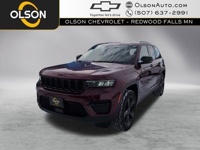 Used 2023 Jeep Grand Cherokee Altitude