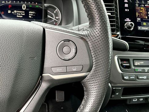 Used 2025 Honda Passport EX-L image 29