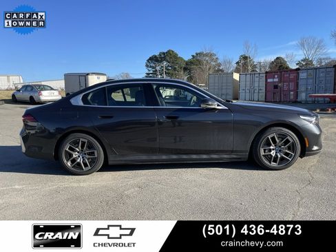 Used 2024 BMW i5 eDrive40i image 8