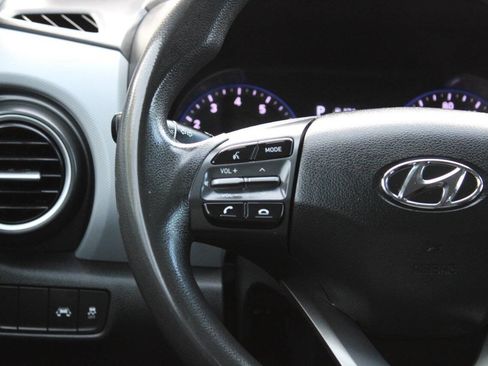 Used 2019 Hyundai Kona SE image 21