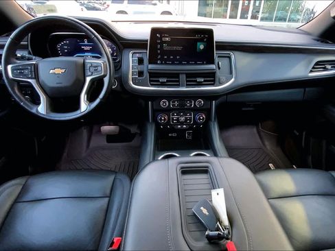 Used 2022 Chevrolet Tahoe LT w/ Luxury Package image 15