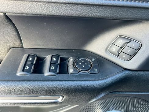 Used 2021 Ford Expedition Max XLT image 17