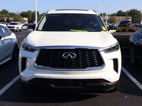 Used 2024 INFINITI QX60 Luxe AWD/4WD image 2