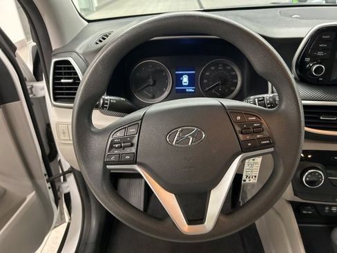 Used 2019 Hyundai Tucson SE image 15