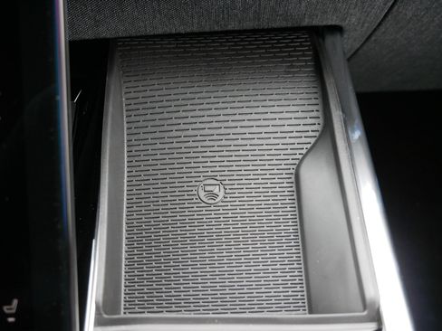 New 2026 Cadillac Escalade Platinum Sport w/ LPO, ONYX Package image 24