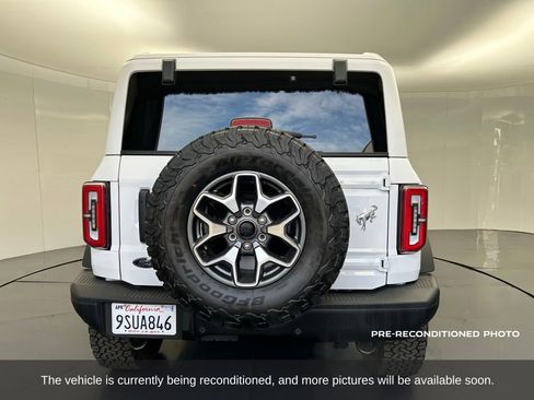 Used 2025 Ford Bronco Badlands image 4