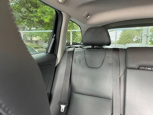 Used 2016 Volvo XC60 T5 Platinum w/ Protection Package AWD/4WD image 18