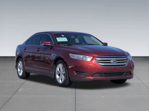 Used 2014 Ford Taurus SEL w/ Equipment Group 201A image 8