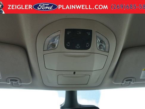 Used 2024 Chrysler Voyager LX FWD image 33