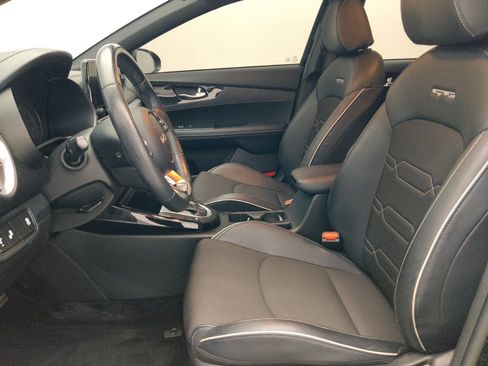 Used 2022 Kia Forte GT-Line w/ GT-Line Technology Package FWD image 17
