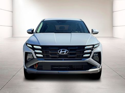 New 2026 Hyundai Tucson Blue SE image 12