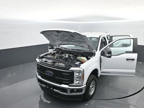 New 2026 Ford F250 XL image 31