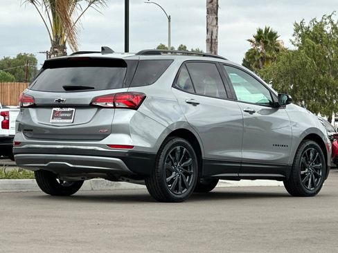 Used 2023 Chevrolet Equinox RS FWD image 4