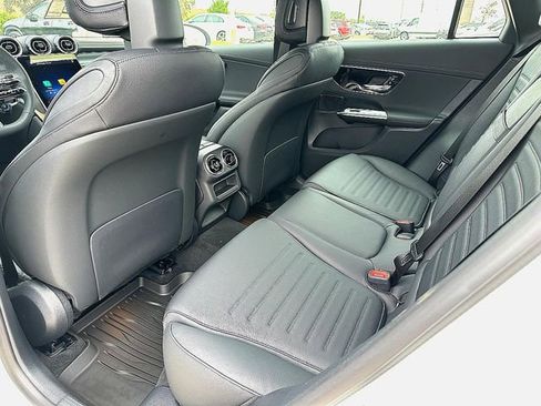 Certified 2025 Mercedes-Benz GLC 43 AMG 4MATIC image 19