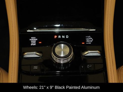 Used 2025 Jeep Grand Cherokee L Summit AWD/4WD image 29