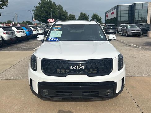 Used 2024 Kia Telluride SX Prestige X-Line AWD/4WD image 2