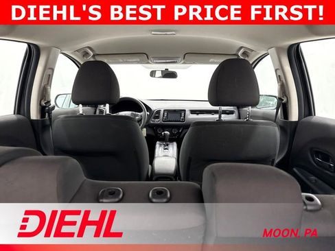 Used 2019 Honda HR-V LX image 9