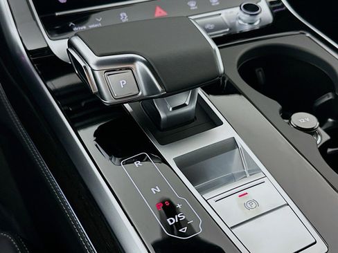 New 2025 Audi Q7 3.0T Prestige image 7