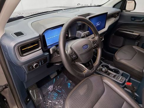Used 2025 Ford Maverick Tremor image 9