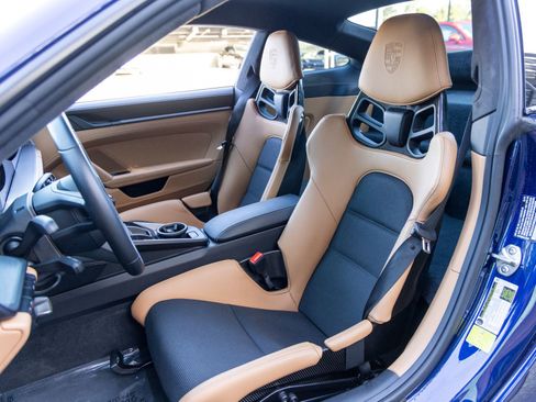 Used 2024 Porsche 911 GT3 image 5