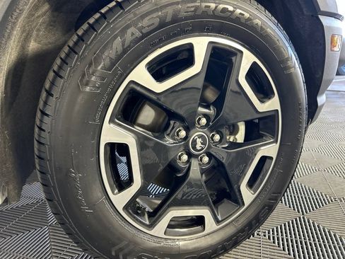 Used 2023 Ford Bronco Sport Outer Banks w/ Tech Package AWD/4WD image 4