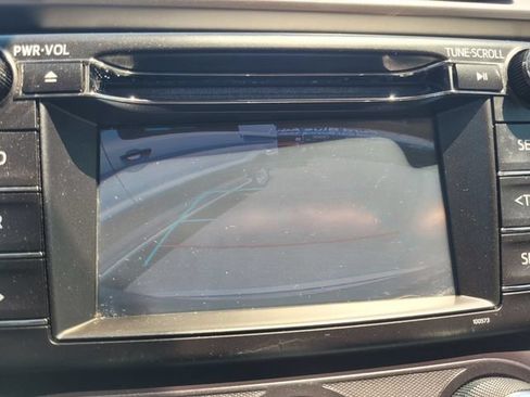 Used 2018 Toyota RAV4 LE w/ All Weather Liner Package FWD image 20