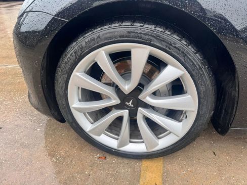 Used 2018 Tesla Model 3 Long Range RWD image 7