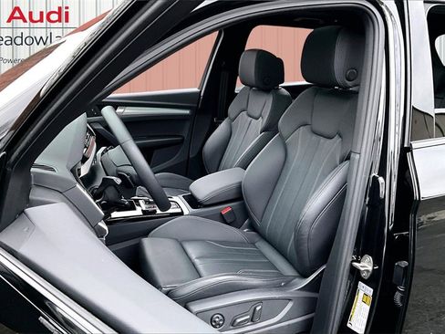 Used 2025 Audi Q5 2.0T Premium w/ Convenience Plus Package image 21