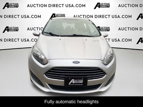 Used 2014 Ford Fiesta SE image 3