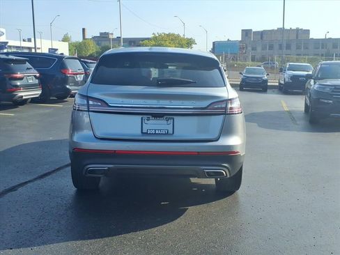 Used 2023 Lincoln Nautilus Reserve image 6