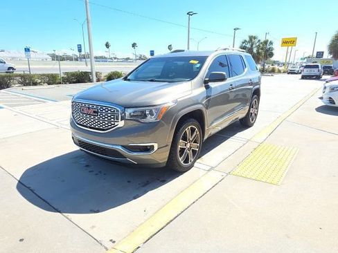 Used 2019 GMC Acadia Denali w/ Technology Package image 9