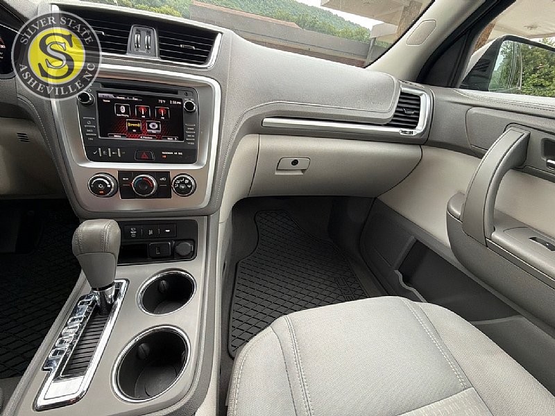 Used 2016 GMC Acadia SLE FWD image 24