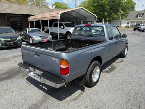 Used 1998 Toyota Tacoma 2WD Xtracab image 4