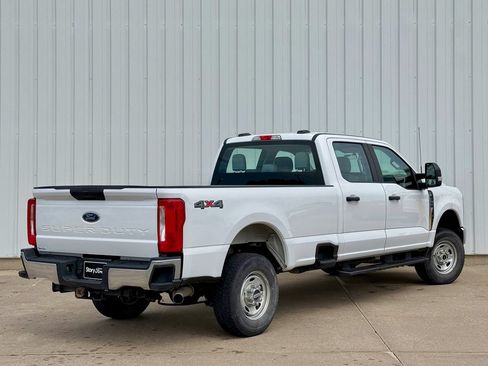 Used 2024 Ford F350 XL w/ Snow Plow/Camper Package AWD/4WD image 6