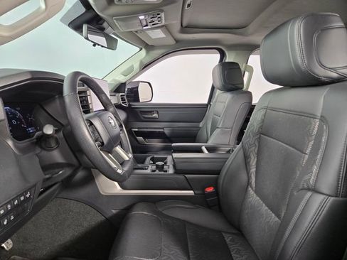 Used 2024 Toyota Tundra Limited image 12